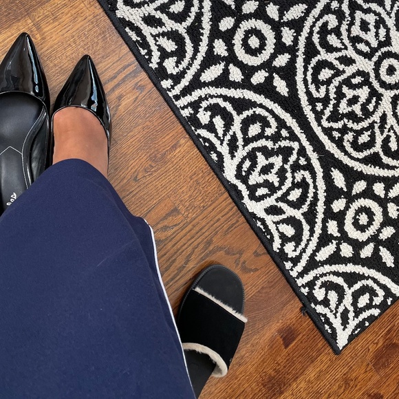 Charles David BL Patent Kitten Heel Pumps - Picture 7 of 8